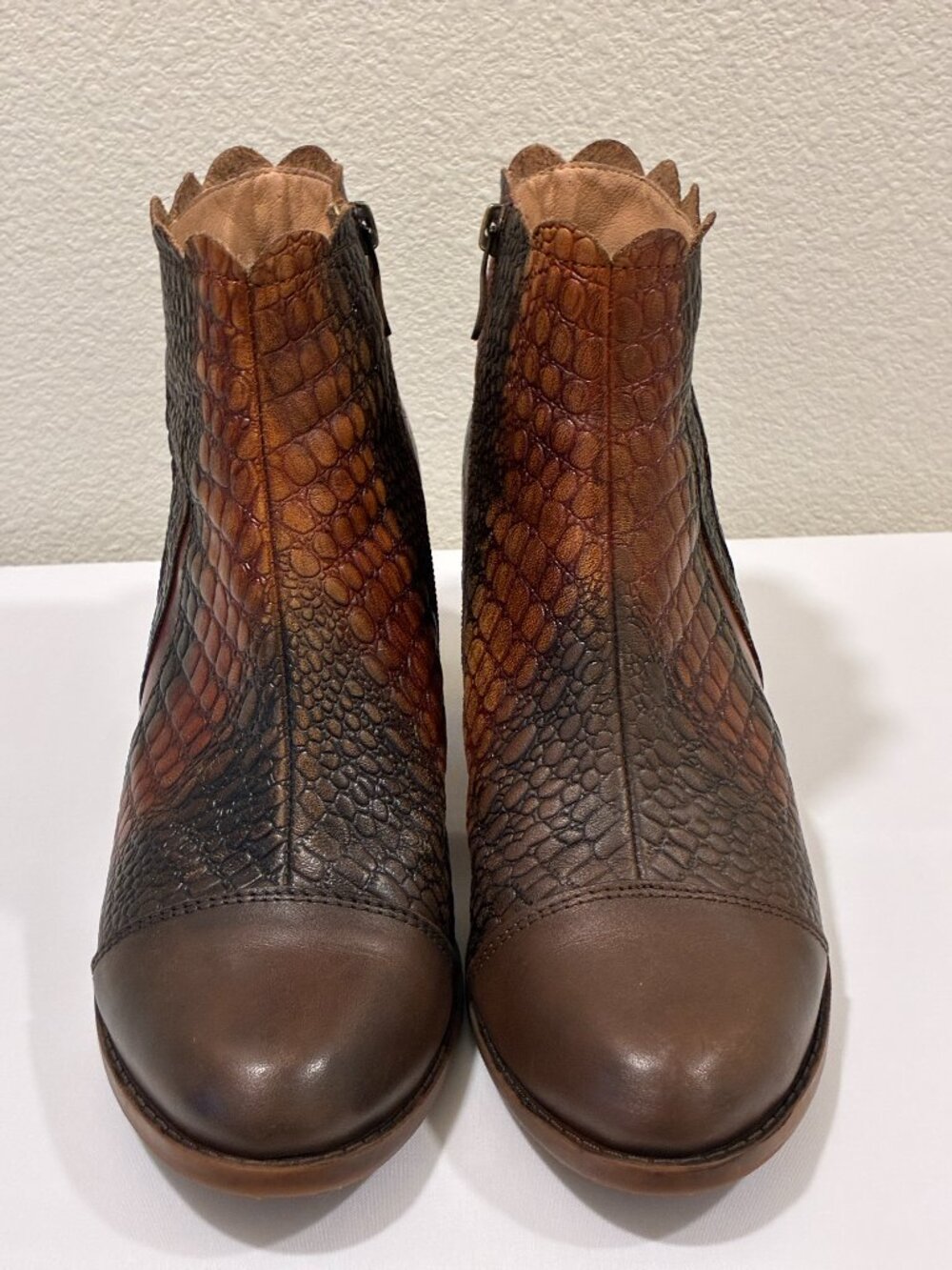 L'Artist by Spring Step Extrovert Cam Brown Leather Ankle Boot 9.5 EUC
